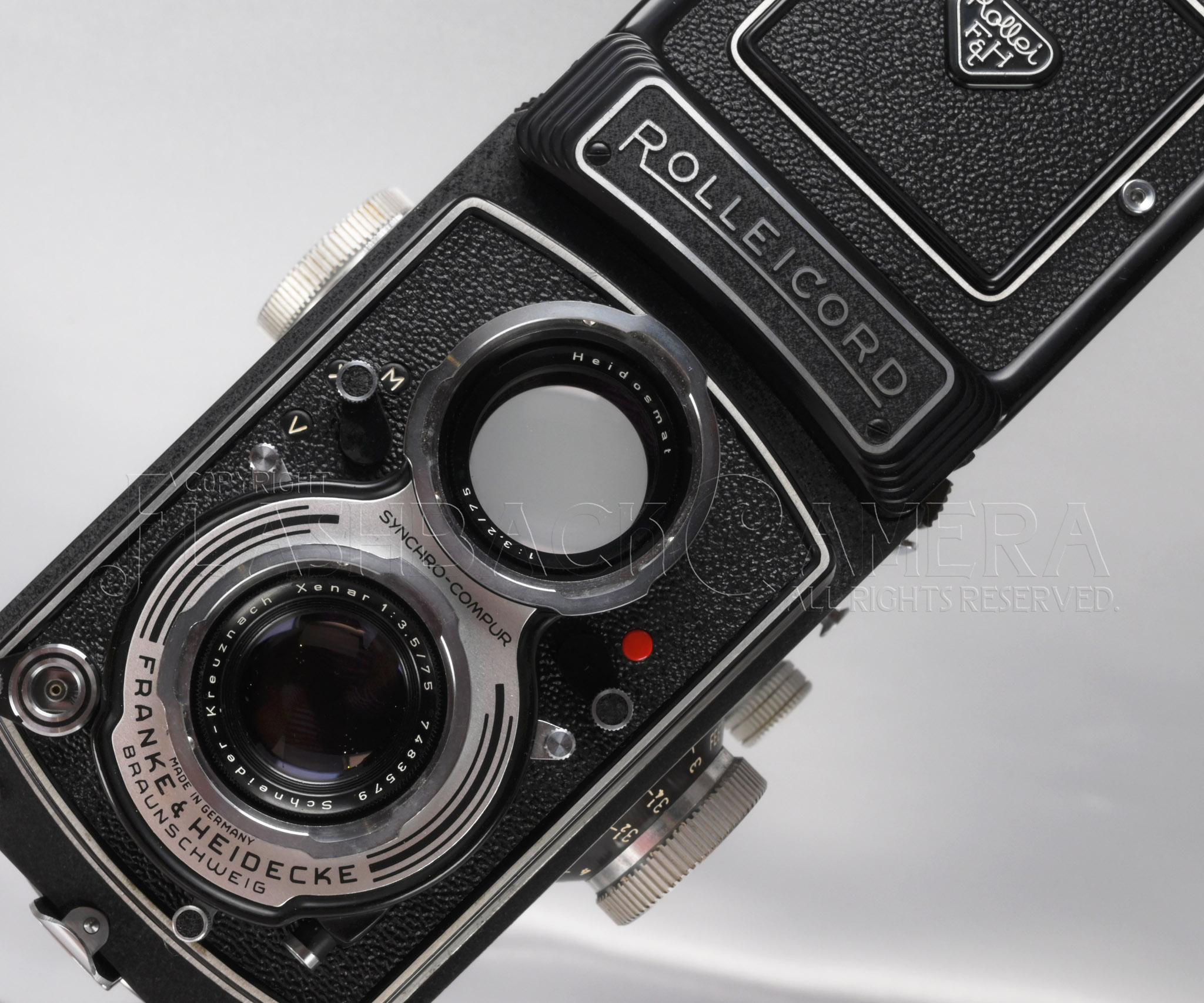 Rolleicord V 二眼レフカメラ はじめてのフィルムカメラは二眼レフ｜kamo